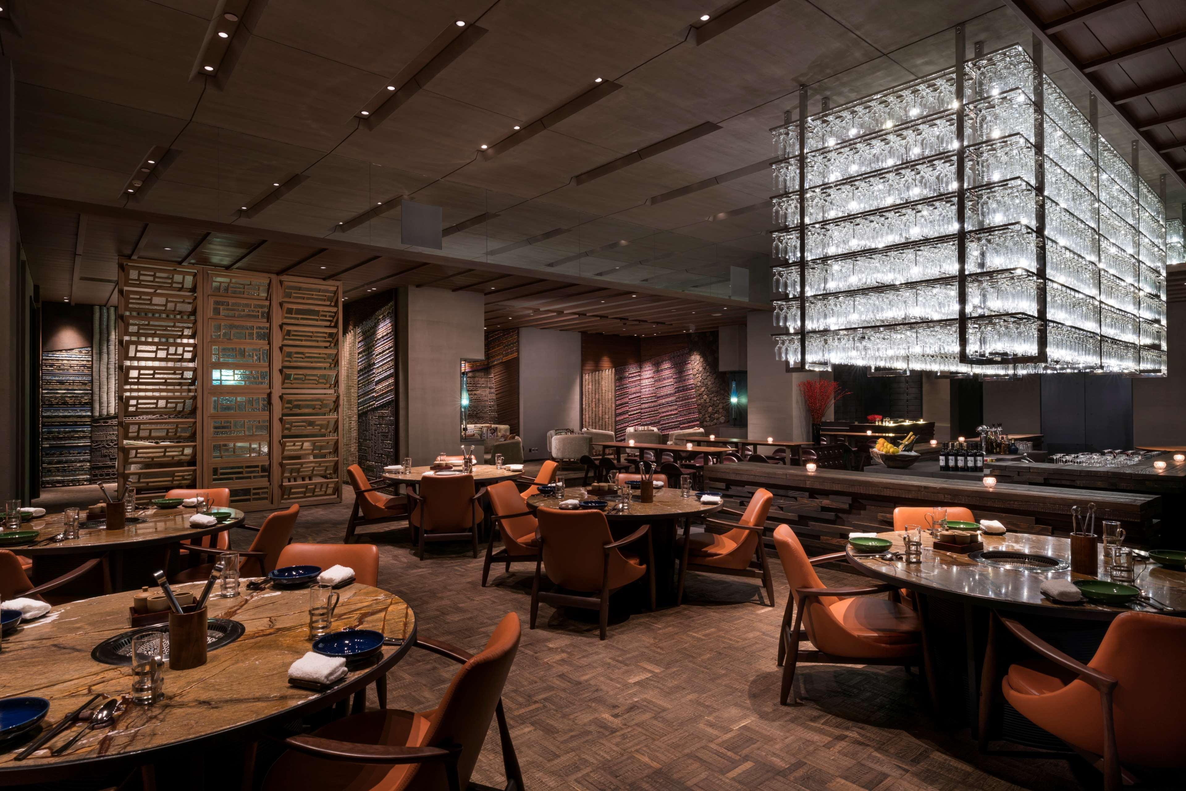 Отель Hyatt Regency Циндао Экстерьер фото