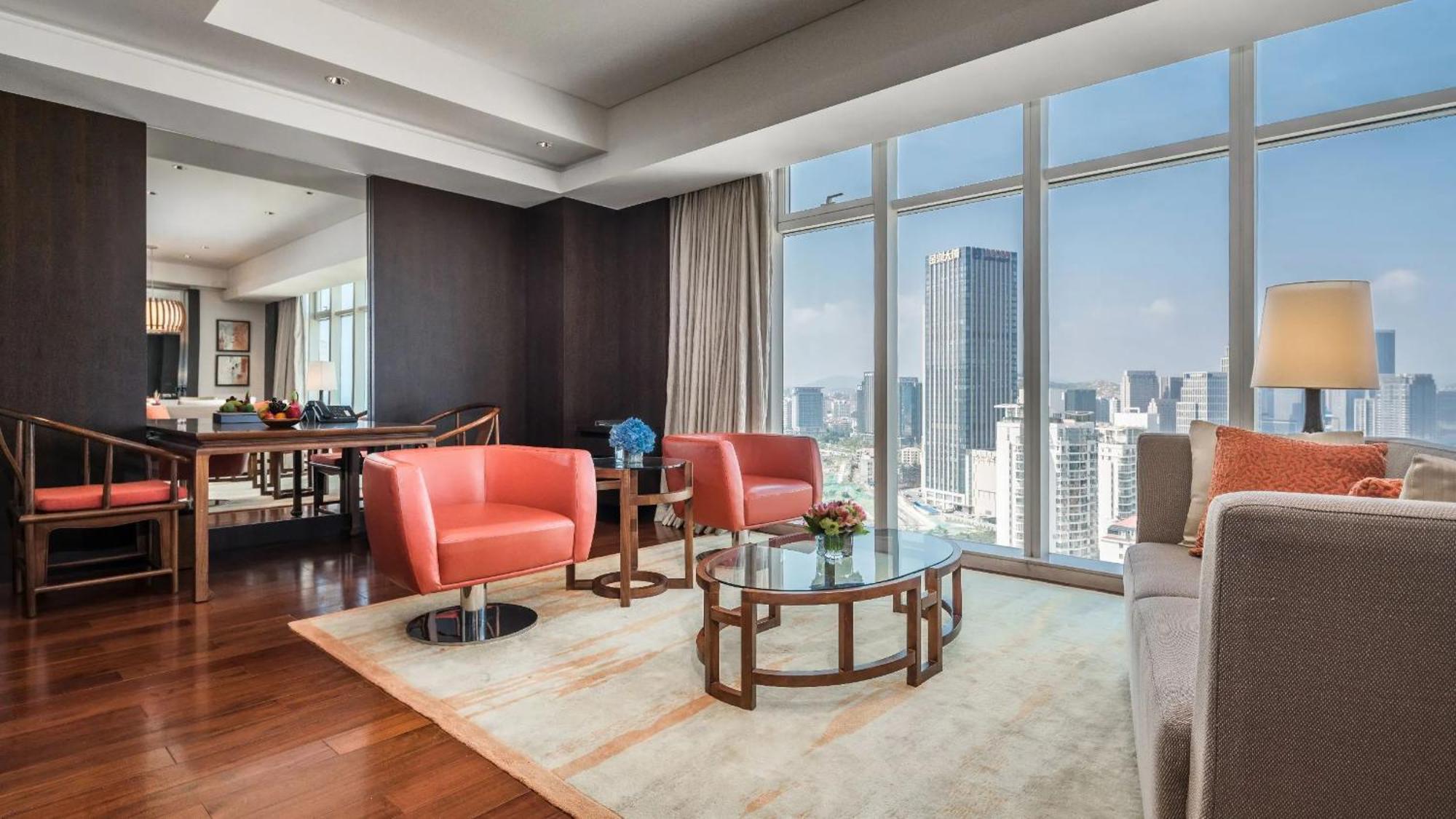 Отель Hyatt Regency Циндао Экстерьер фото